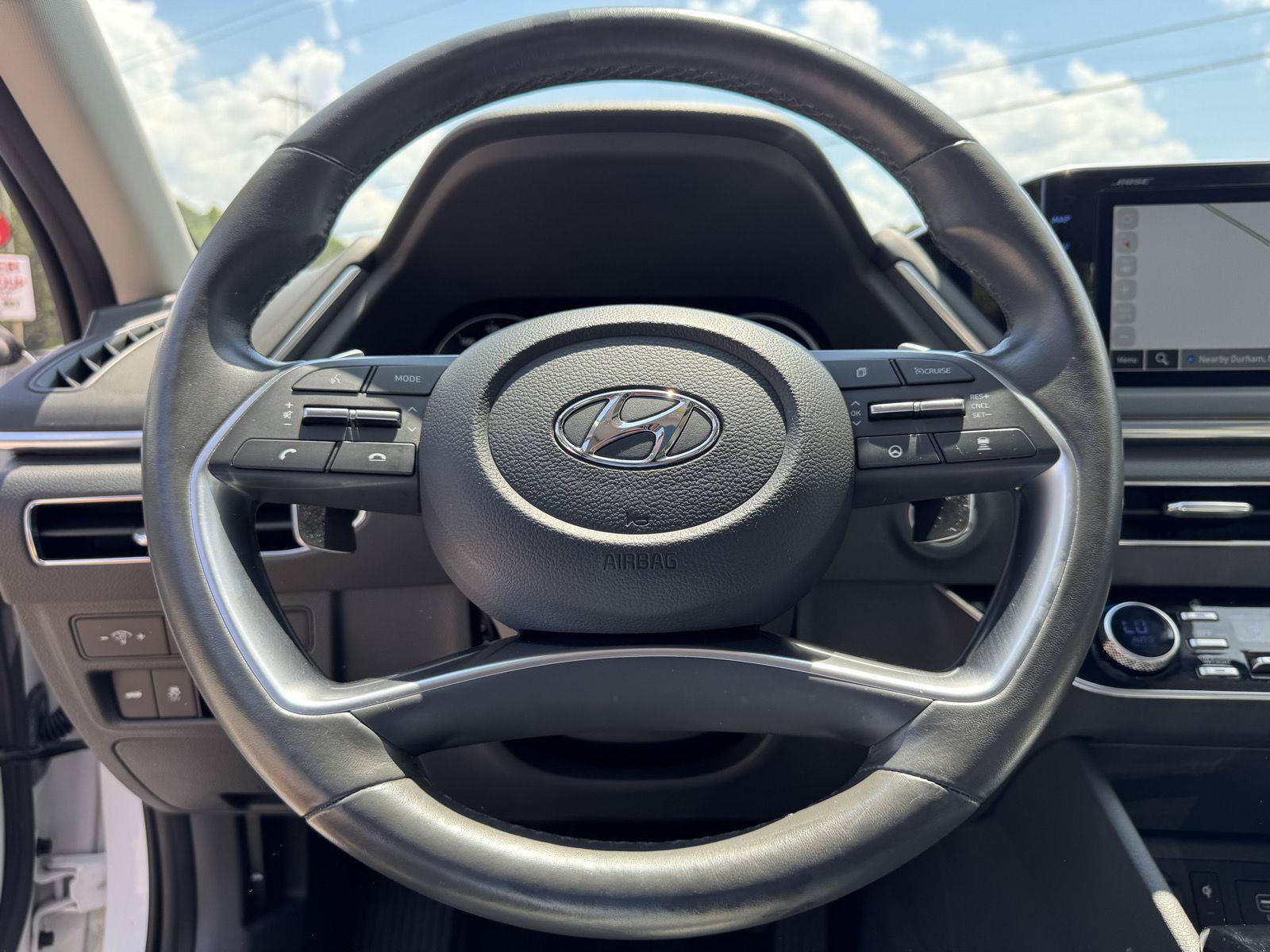 Used 2022 Hyundai Sonata Limited FWD image 3