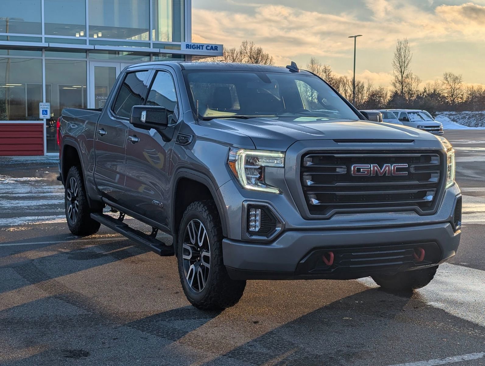 Used 2021 GMC Sierra 1500 AT4 image 3
