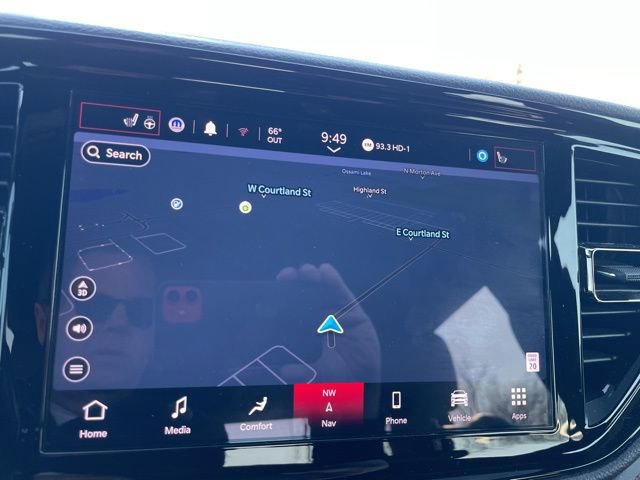 Used 2022 Dodge Durango R/T w/ Blacktop Package image 9