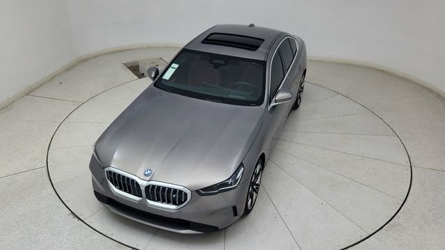 Used 2025 BMW i5 xDrive40 image 76