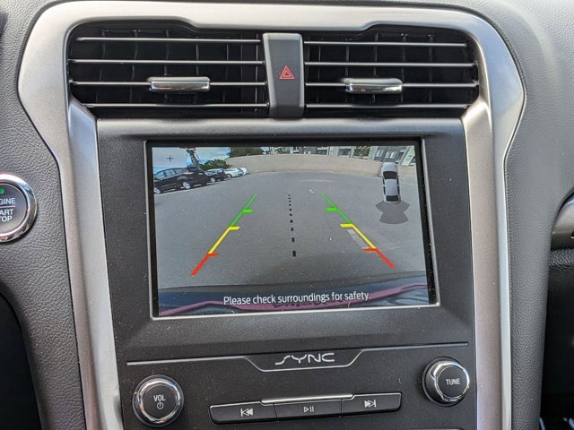 Used 2019 Ford Fusion SEL FWD image 14