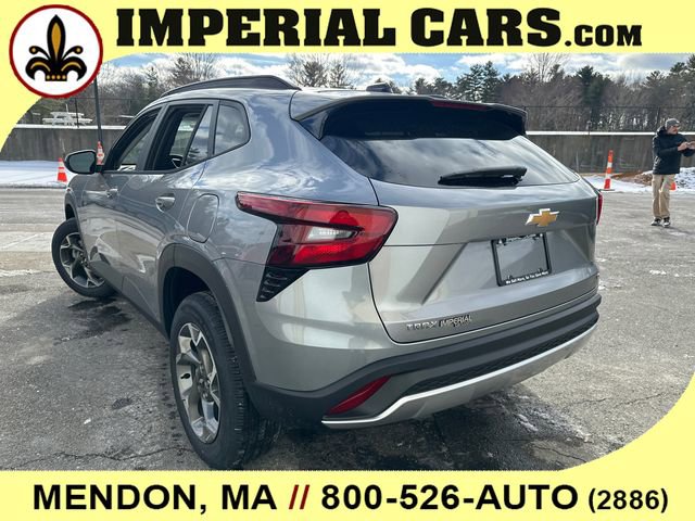 New 2026 Chevrolet Trax LT w/ LT Convenience Package image 9