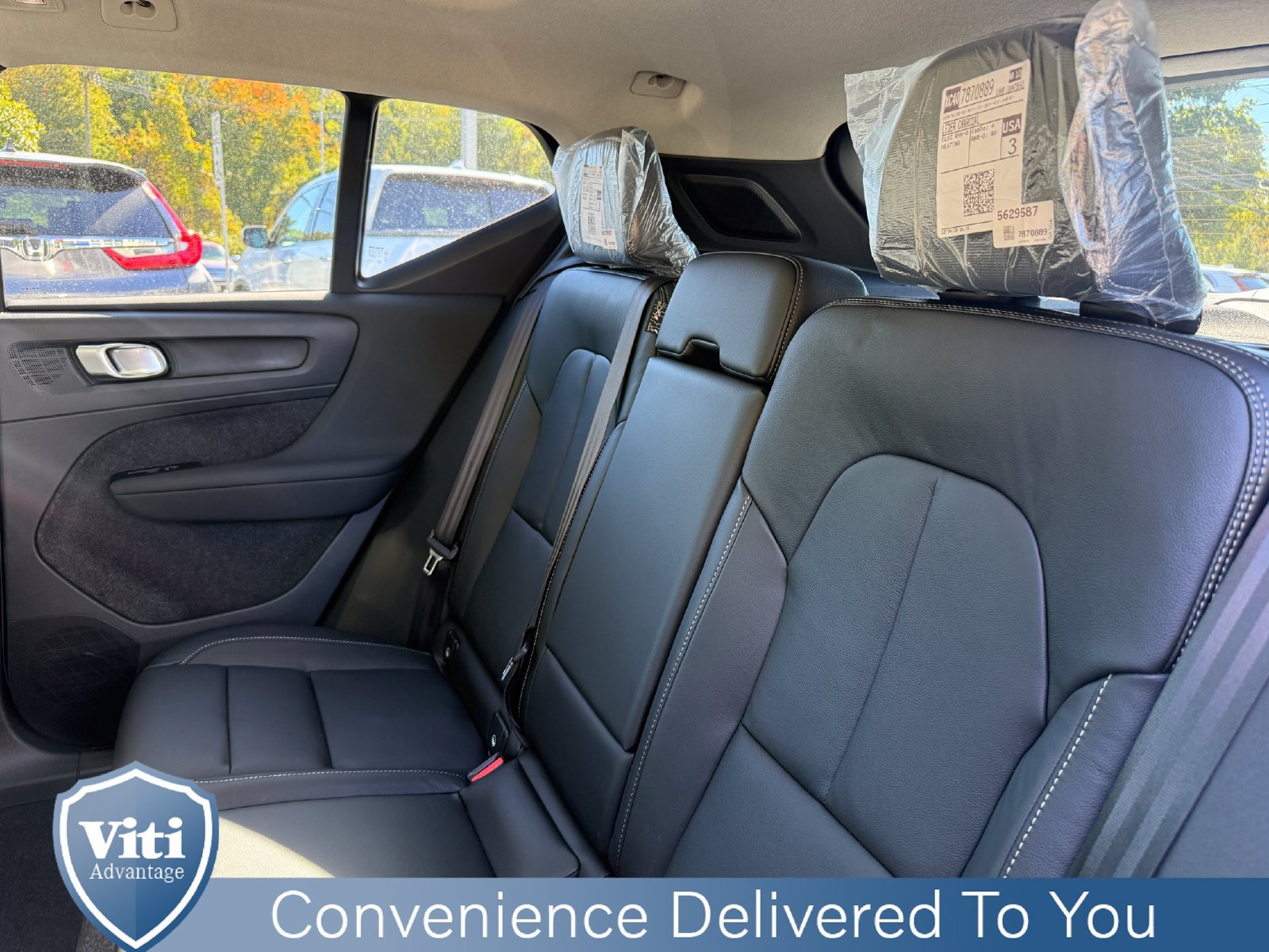 New 2026 Volvo XC40 B5 Plus w/ Protection Package Premier AWD/4WD image 14
