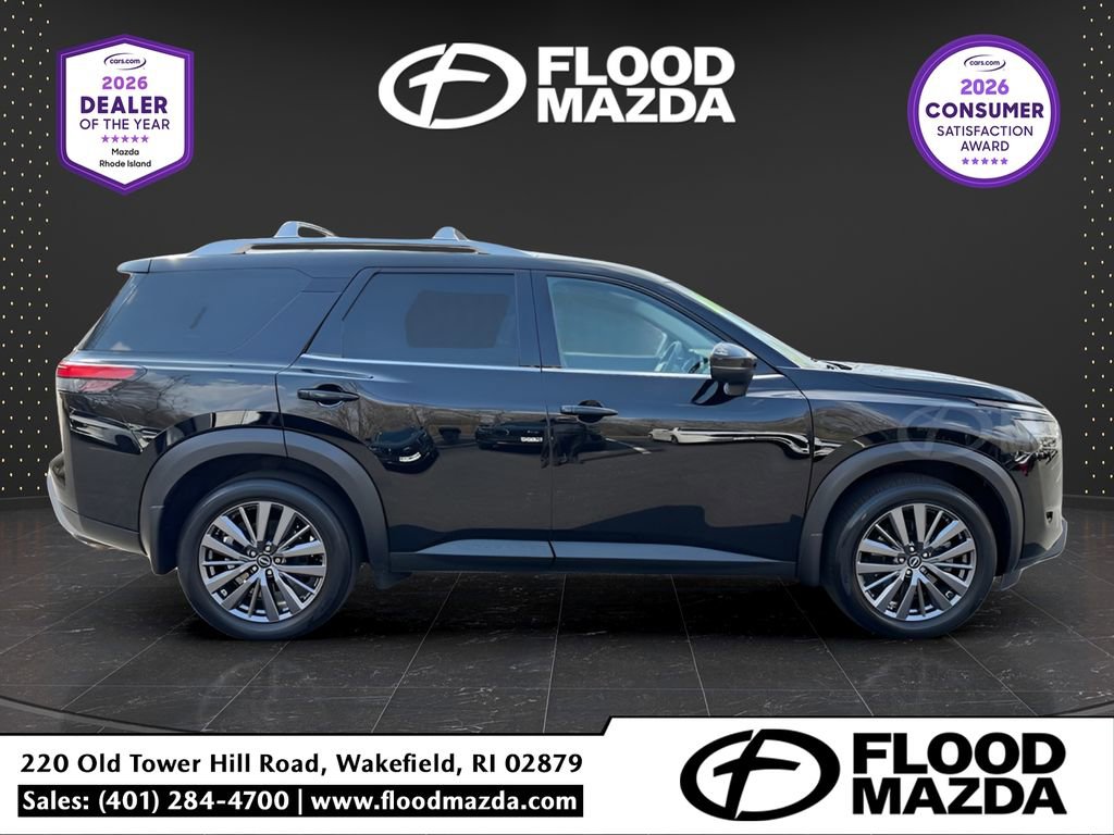 Used 2023 Nissan Pathfinder SL w/ SL Premium Package AWD/4WD image 6