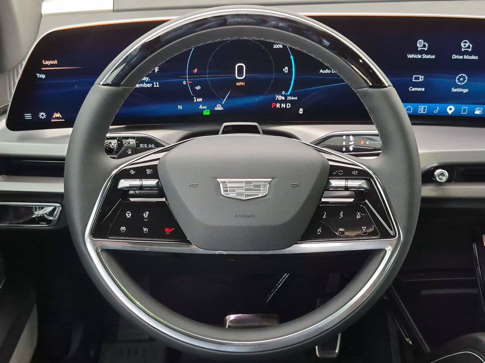 New 2027 Cadillac Vistiq Sport w/ LPO, Floor Liner Package AWD/4WD image 15