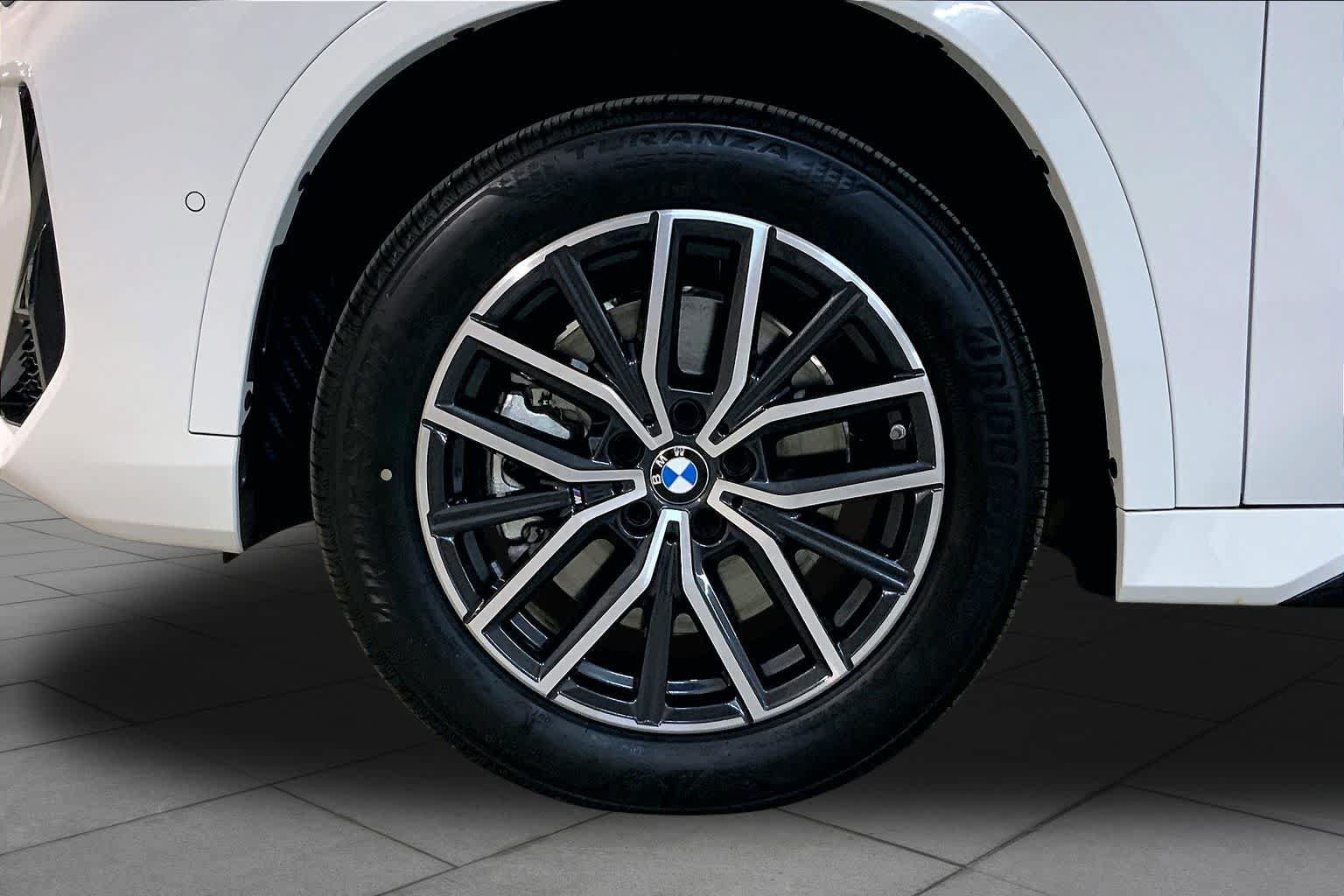 New 2026 BMW X1 xDrive28i w/ M Sport Package AWD/4WD image 11