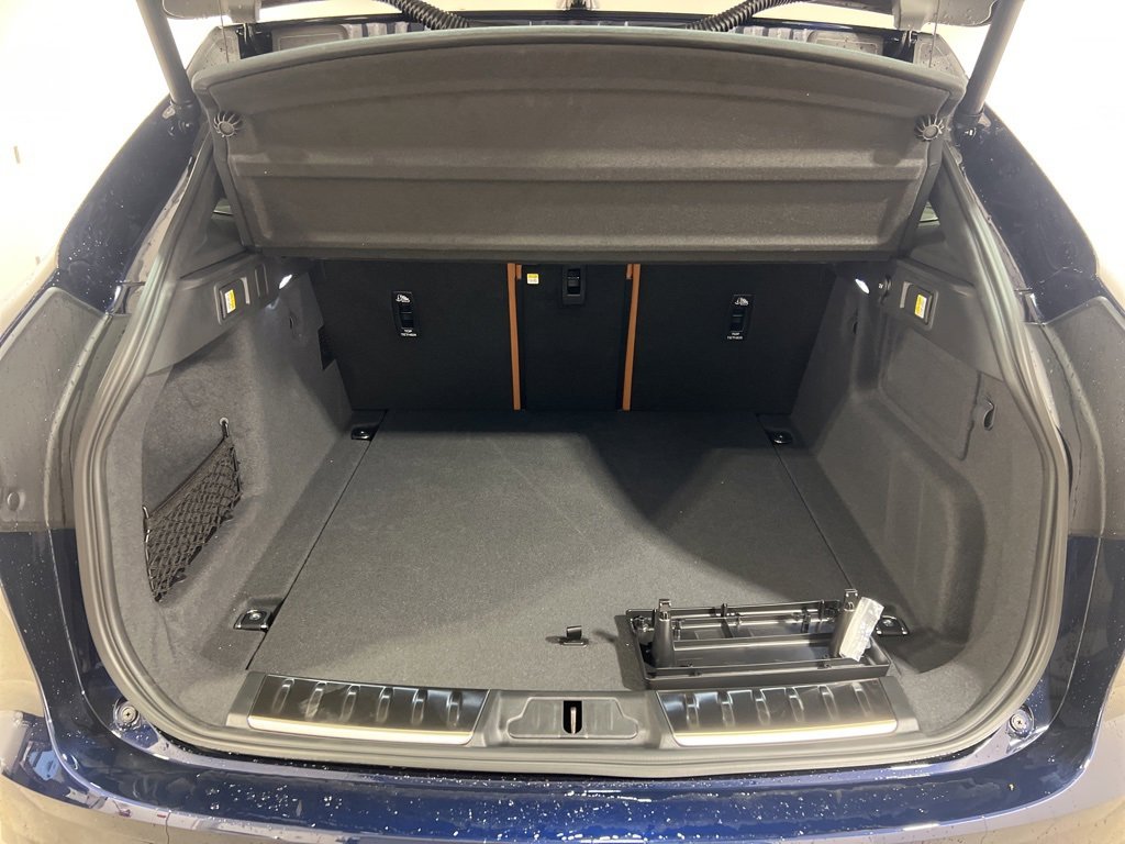 New 2026 Jaguar F-PACE R-Dynamic S image 29