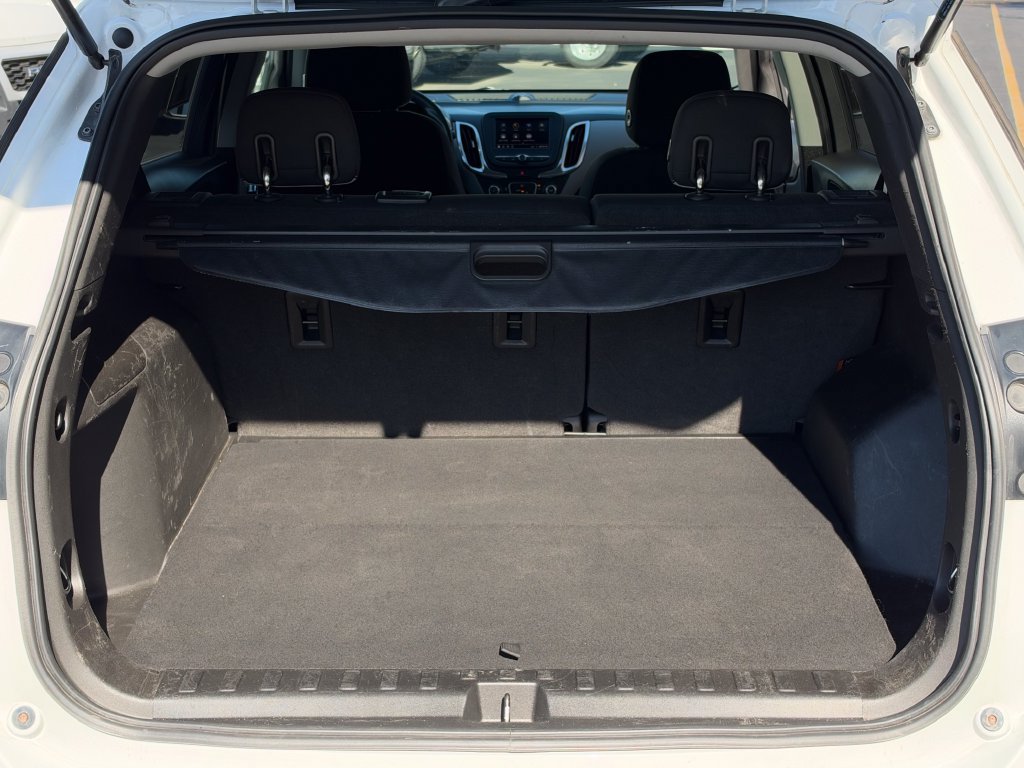 Used 2020 Chevrolet Equinox LT AWD/4WD image 16