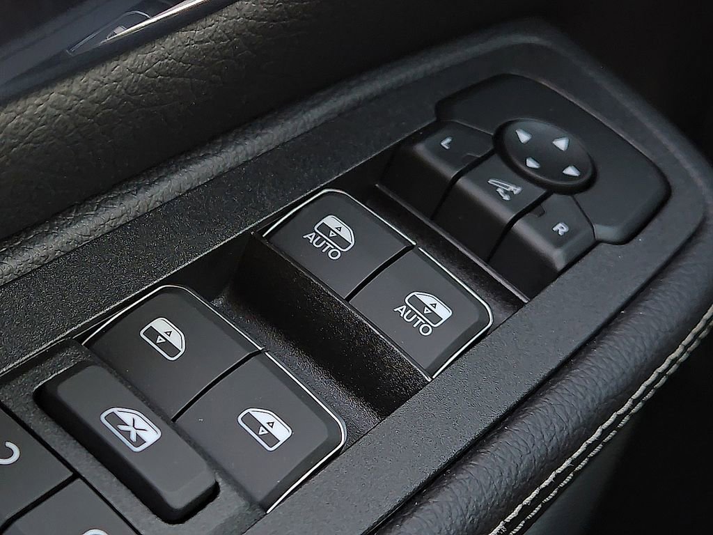 New 2026 RAM 1500 Laramie w/ Night Edition image 16