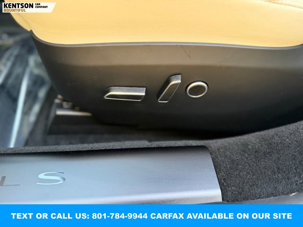 Used 2023 Tesla Model S Standard Range image 32