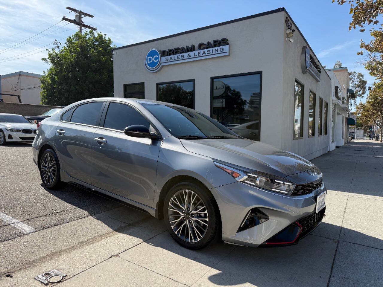 Used 2023 Kia Forte GT-Line FWD image 2
