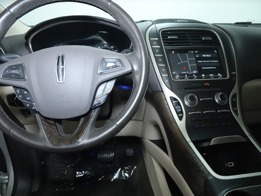 Used 2018 Lincoln MKX Reserve image 27