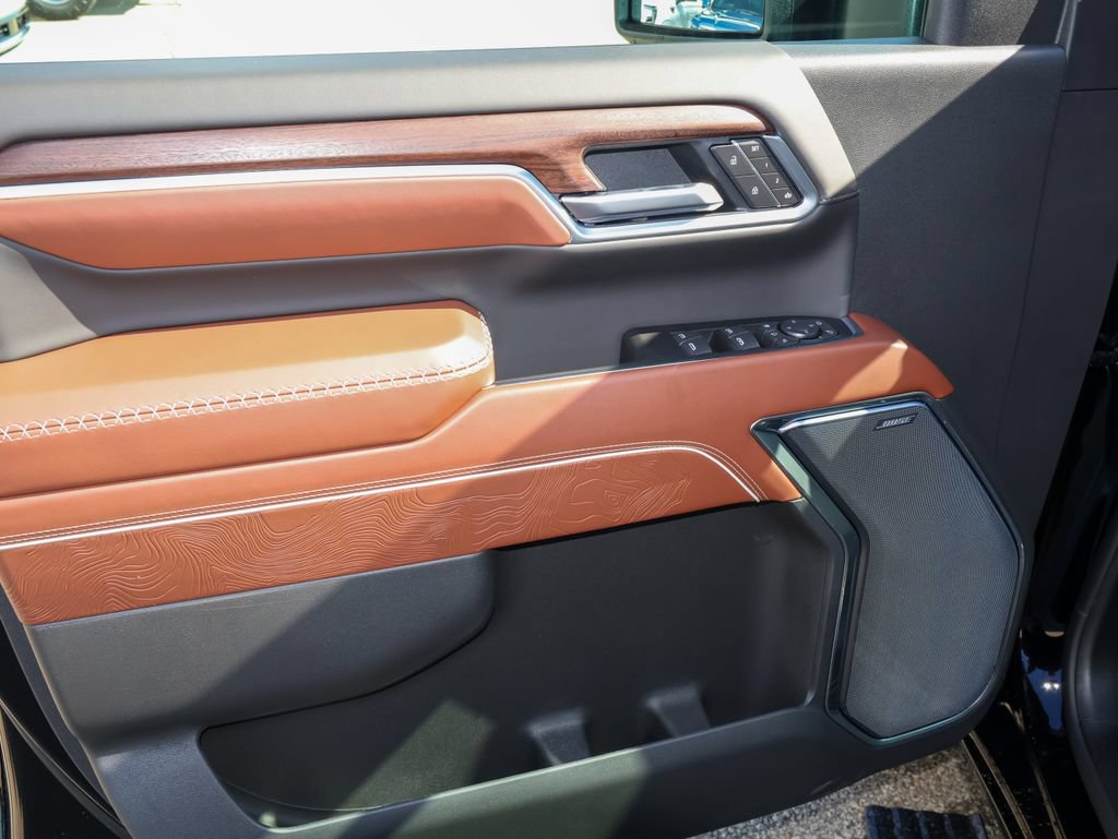 New 2026 GMC Sierra 3500 Denali Ultimate AWD/4WD image 11