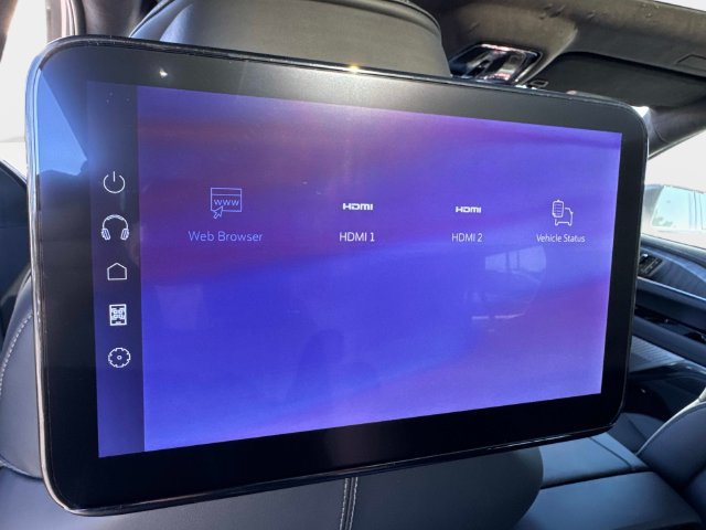 New 2026 Cadillac Escalade IQL Sport 2 w/ LPO, ONYX Package AWD/4WD image 16