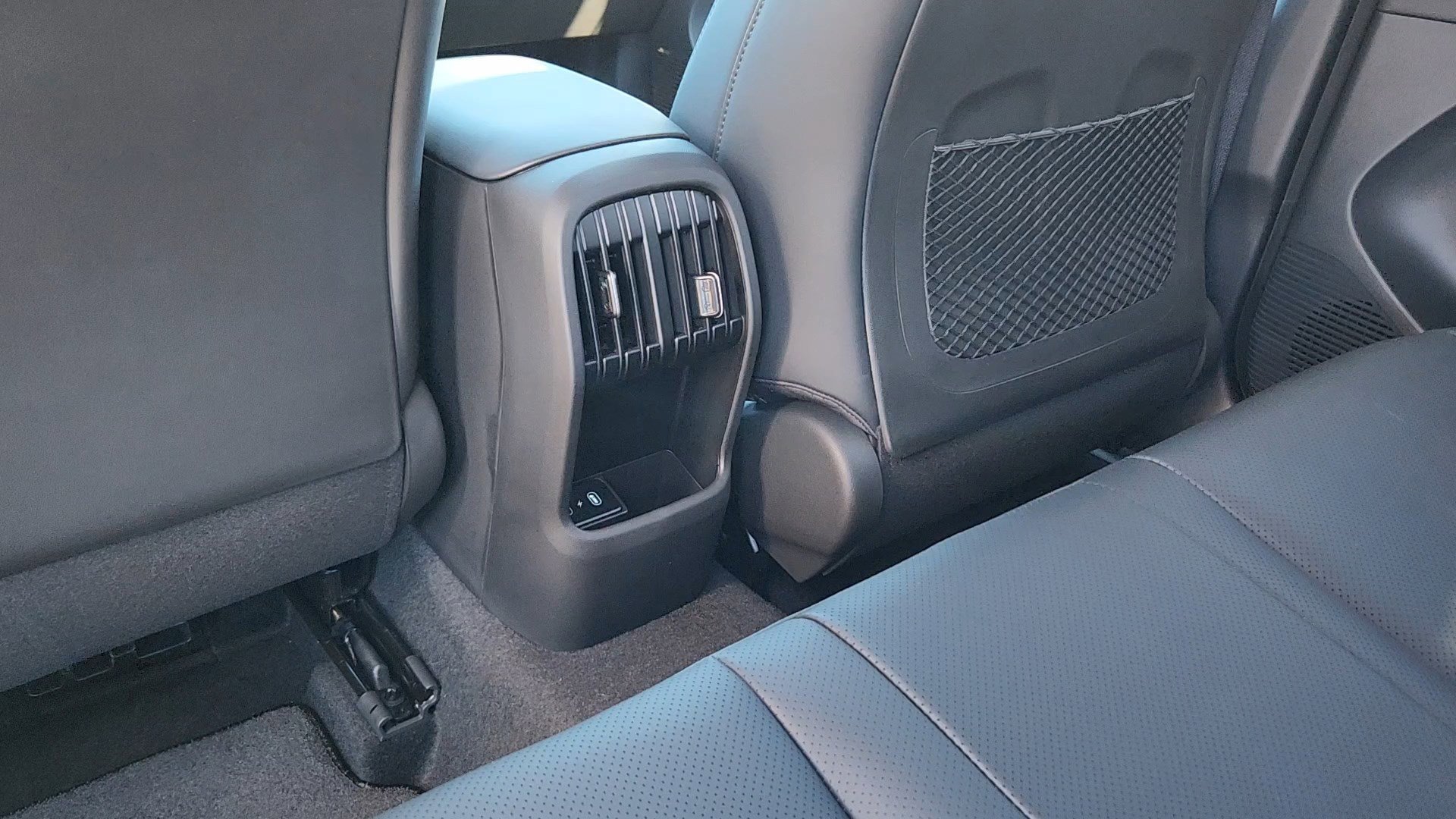 New 2026 Hyundai Kona Limited image 18