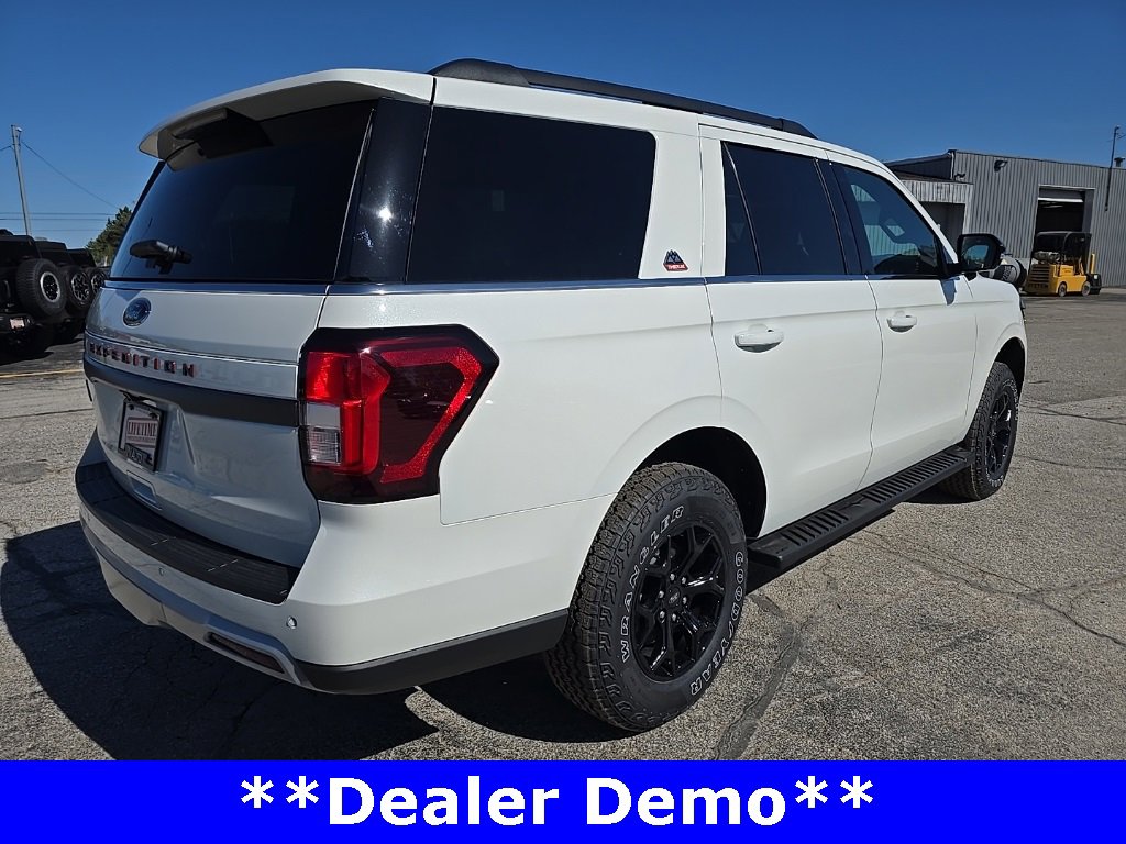 Used 2024 Ford Expedition Timberline image 4