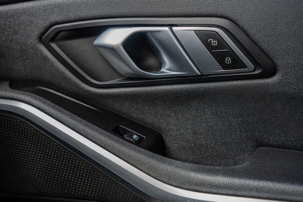 Used 2020 BMW 330i Sedan image 25