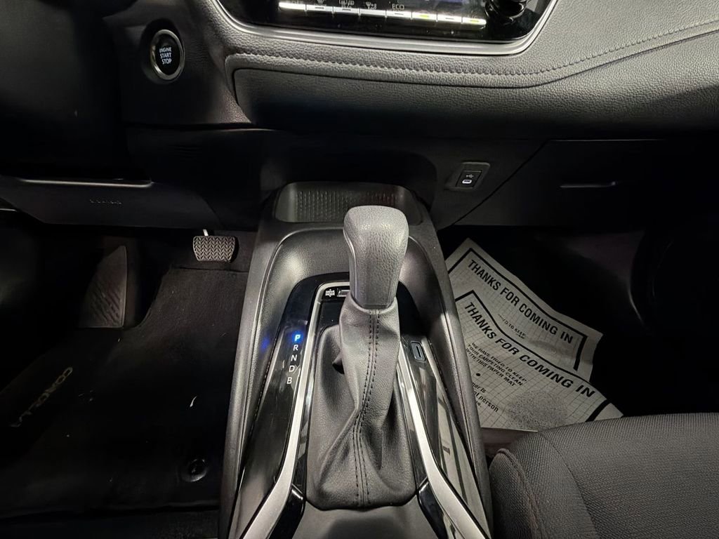 Used 2025 Toyota Corolla SE FWD image 15