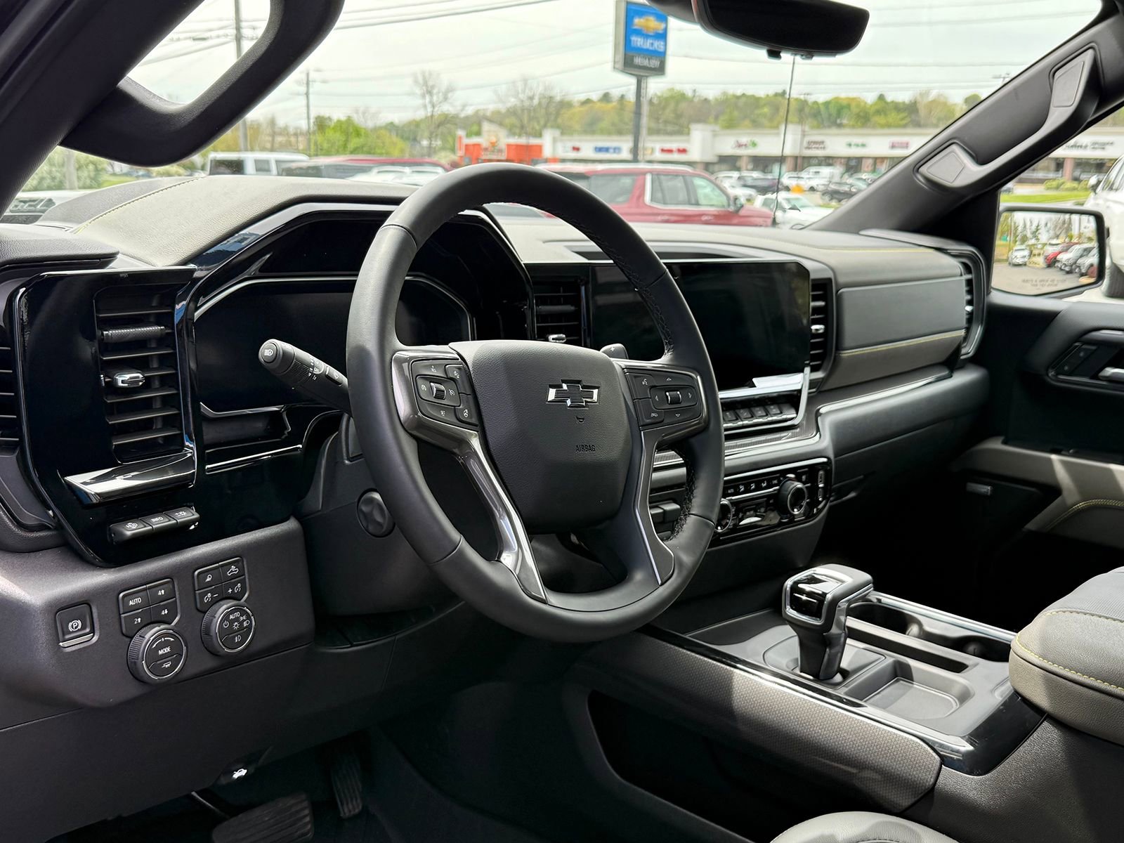 Used 2026 Chevrolet Silverado 1500 ZR2 AWD/4WD image 13