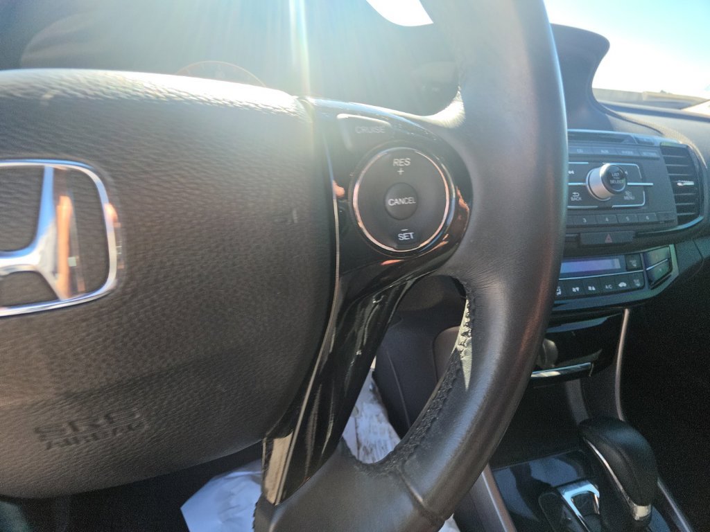 Used 2017 Honda Accord Sport image 17