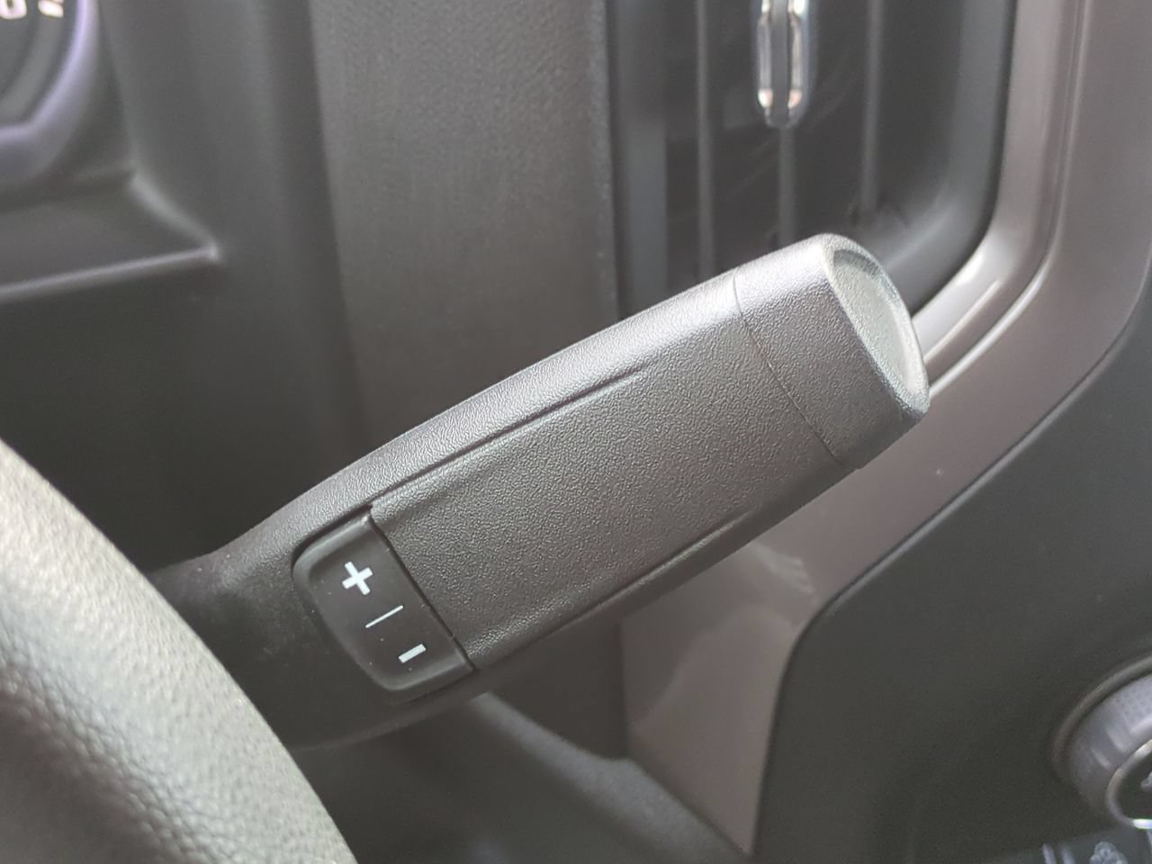 Used 2022 Chevrolet Silverado 1500 Custom Trail Boss AWD/4WD image 15