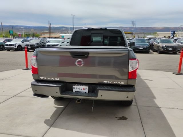 Used 2021 Nissan Titan SV w/ SV Convenience Package AWD/4WD image 6