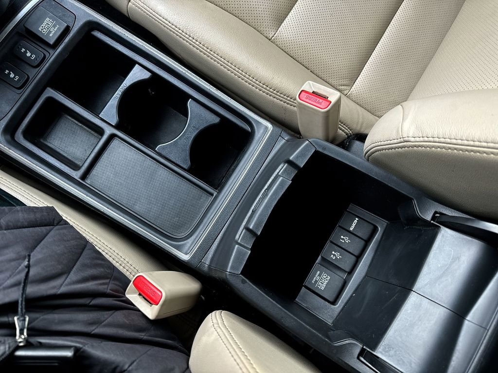 Used 2016 Honda CR-V Touring image 21
