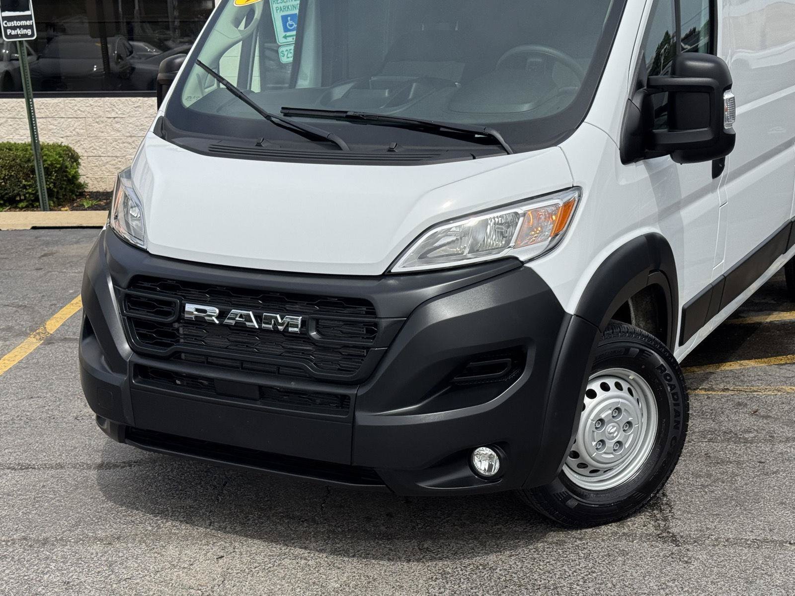 Used 2026 RAM ProMaster 2500 w/ Convenience Group FWD image 3