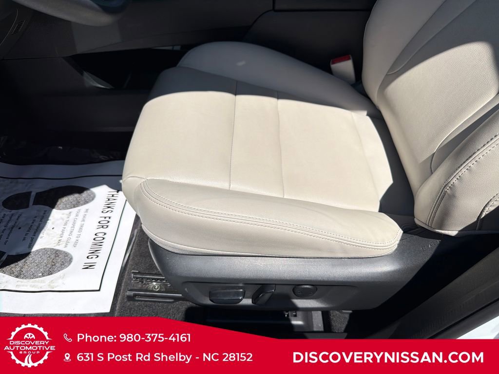 Certified 2024 Nissan Rogue SL w/ SL Premium Package FWD image 13