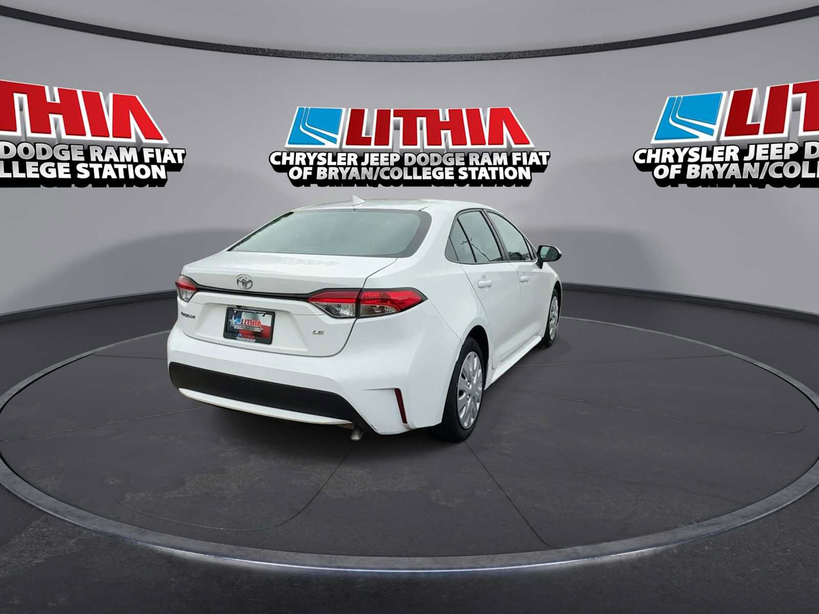 Used 2022 Toyota Corolla LE FWD image 7