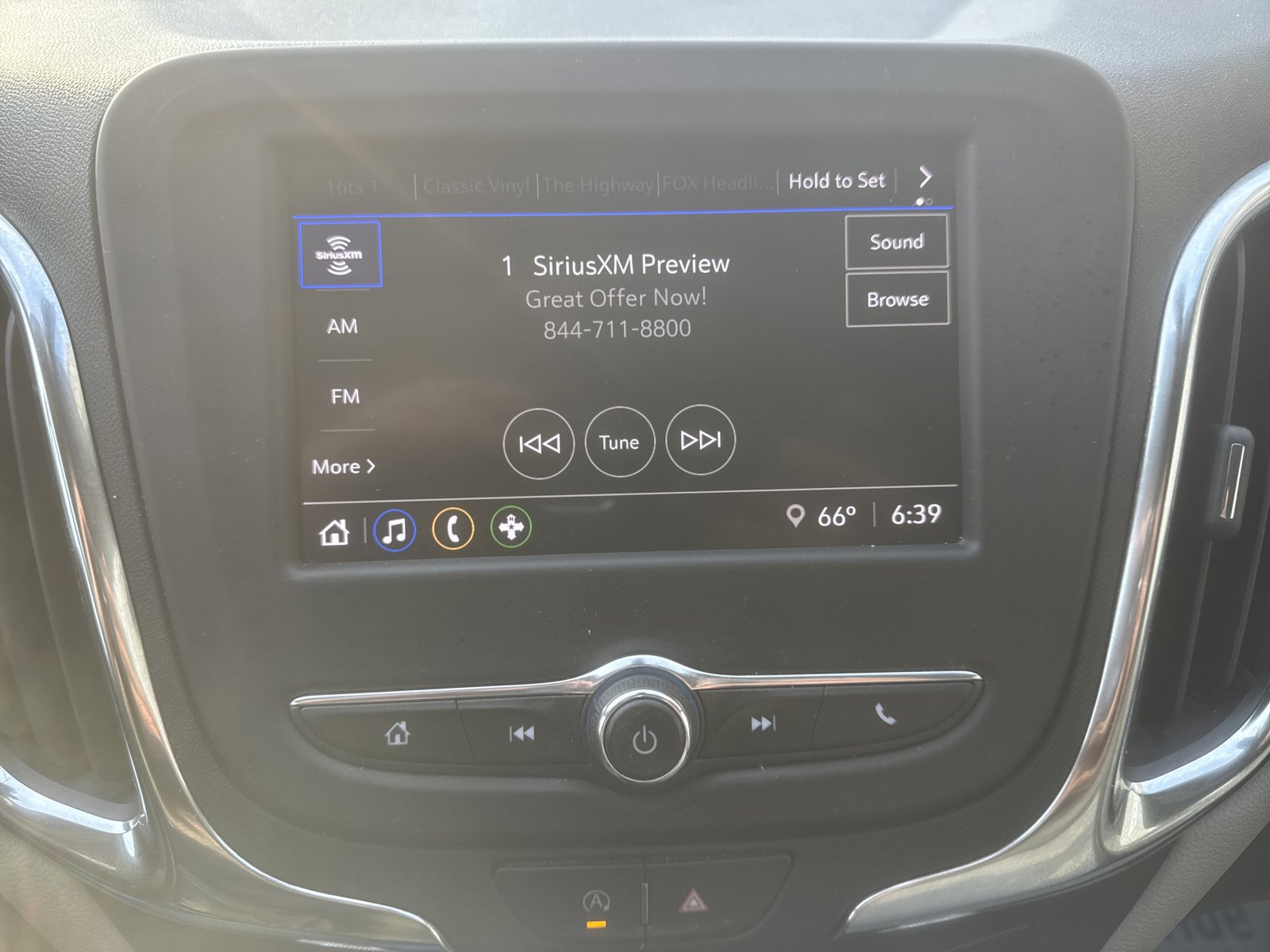 Used 2022 Chevrolet Equinox LT image 12