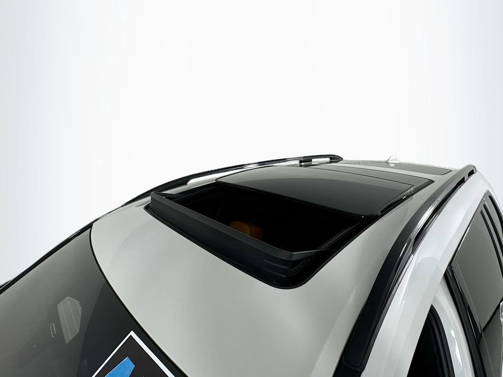 Used 2021 BMW X7 xDrive40i w/ M Sport Package image 23