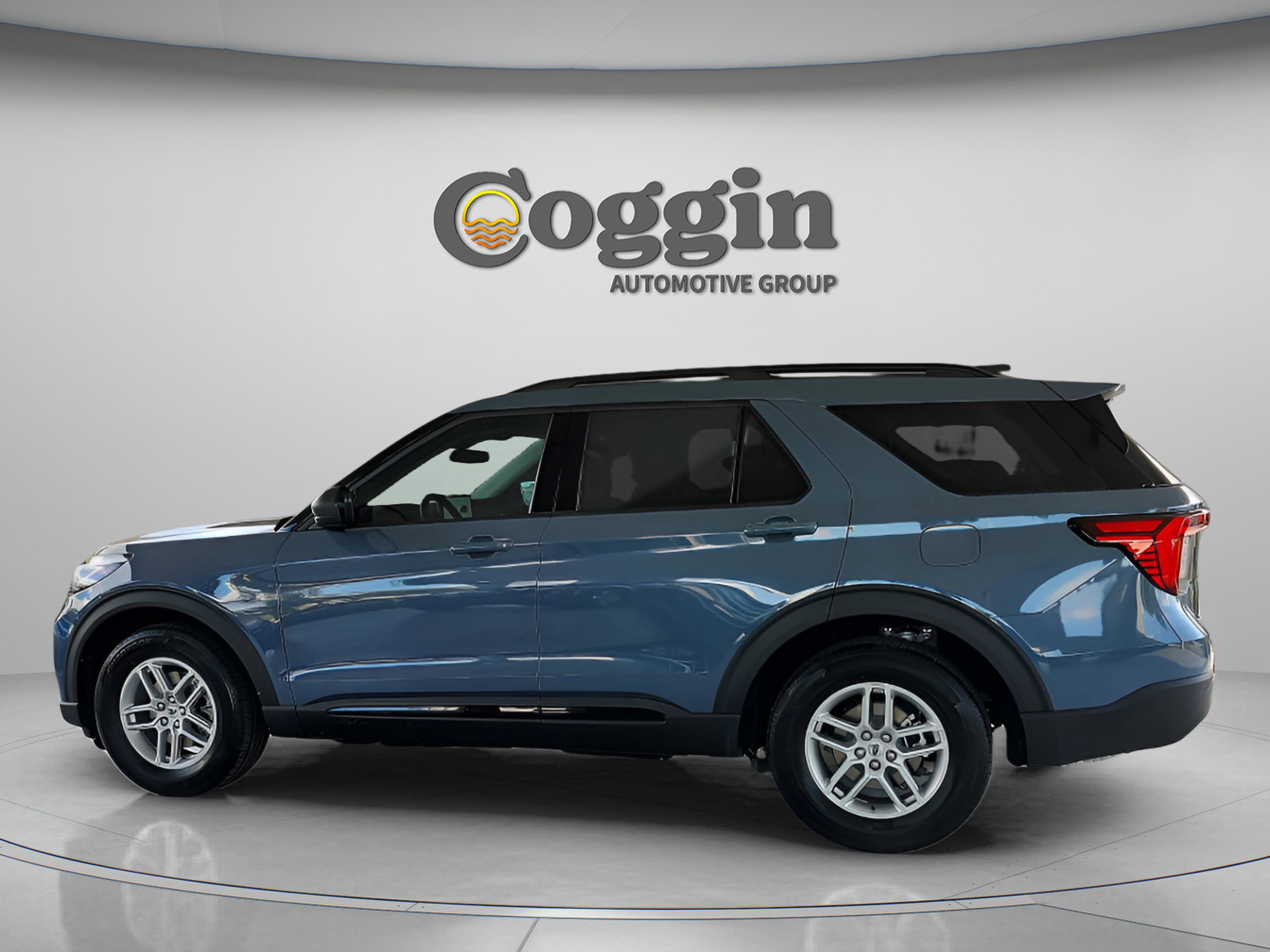 New 2026 Ford Explorer Active image 4