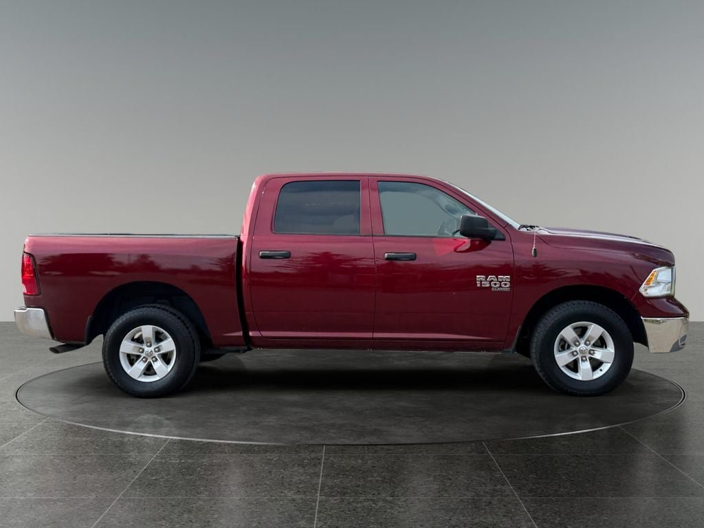 Used 2022 RAM 1500 Classic SLT AWD/4WD image 10