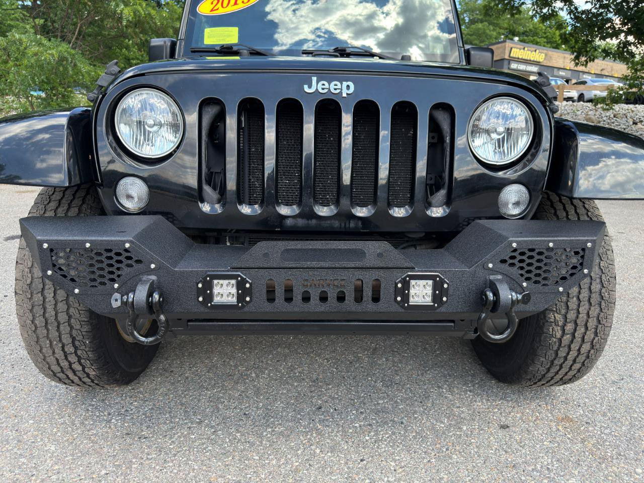 Used 2015 Jeep Wrangler Unlimited Sahara w/ Dual Top Group AWD/4WD image 10