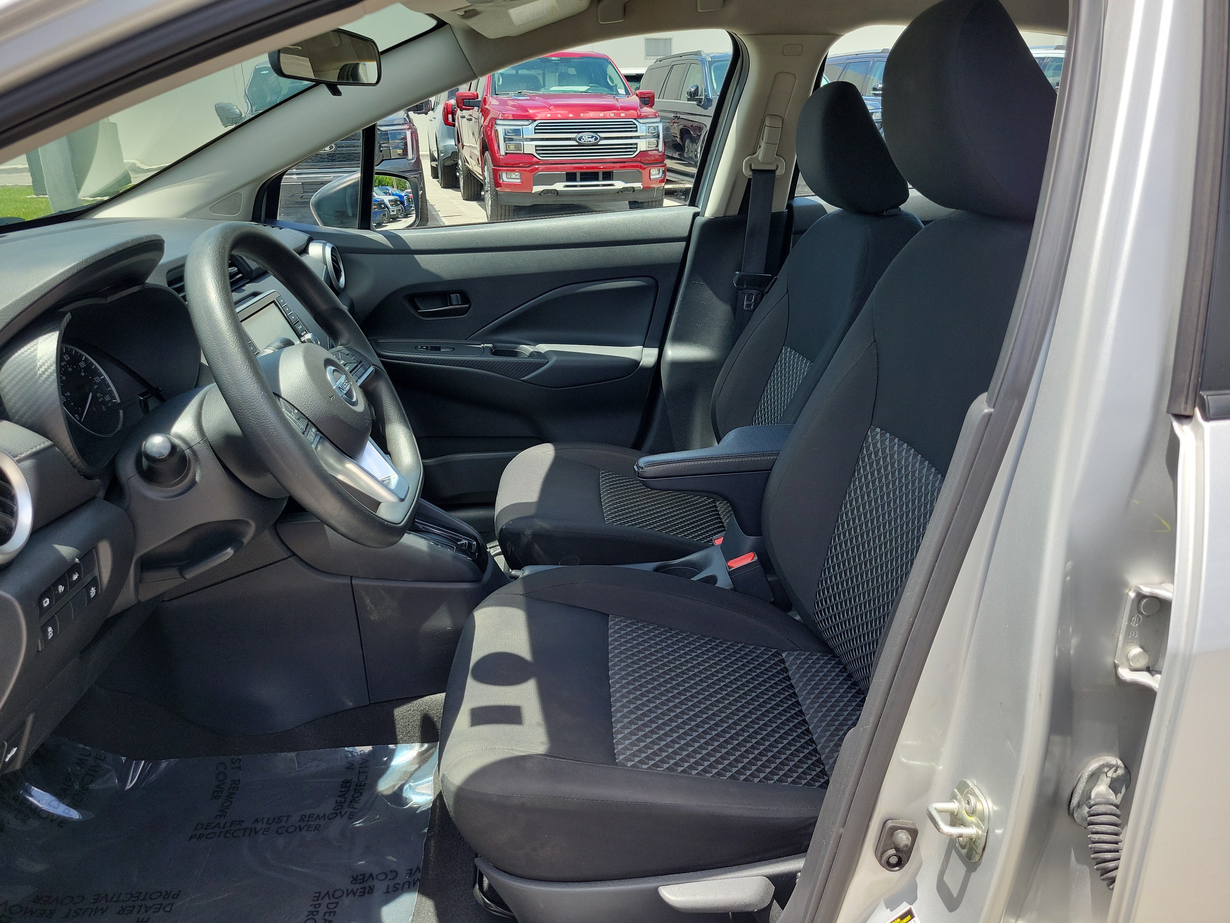 Used 2021 Nissan Versa S FWD image 10