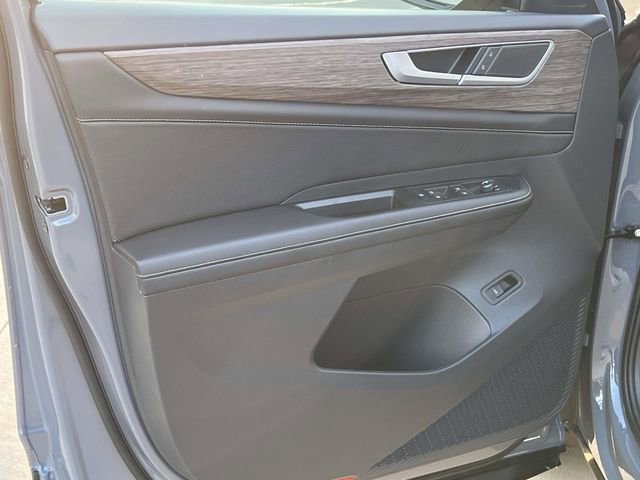 New 2026 Volkswagen Atlas SEL image 9