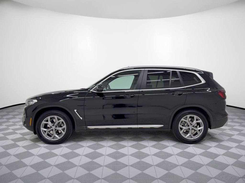 Used 2024 BMW X3 xDrive30i w/ Premium Package AWD/4WD image 2