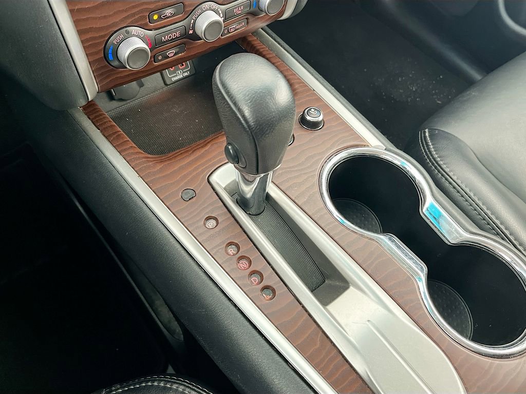 Used 2019 Nissan Pathfinder Platinum w/ Cargo Package image 17