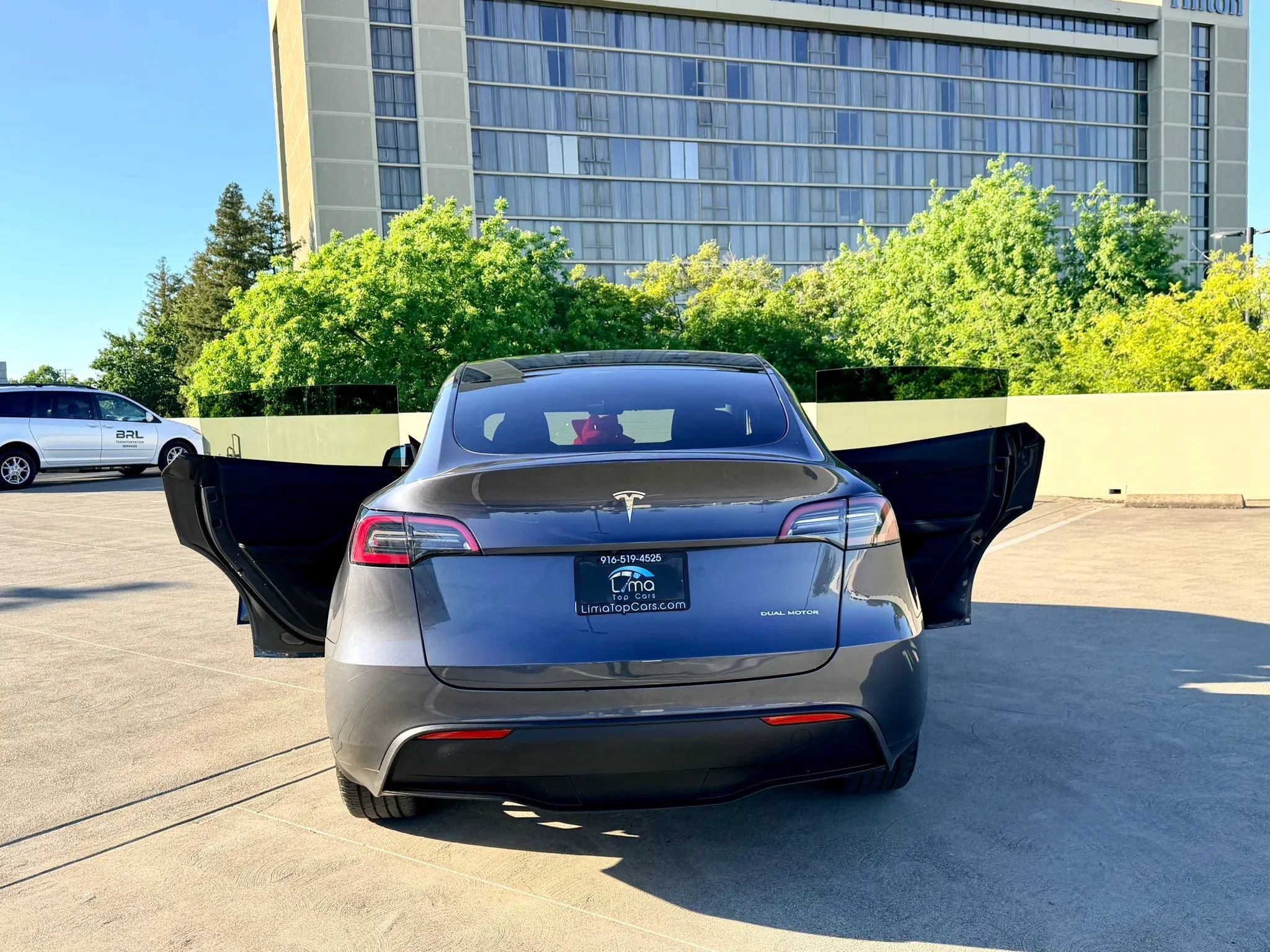 Used 2023 Tesla Model Y Long Range AWD/4WD image 30