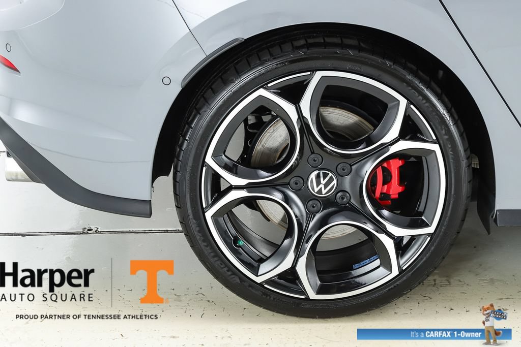 Used 2025 Volkswagen GTI Autobahn FWD image 13