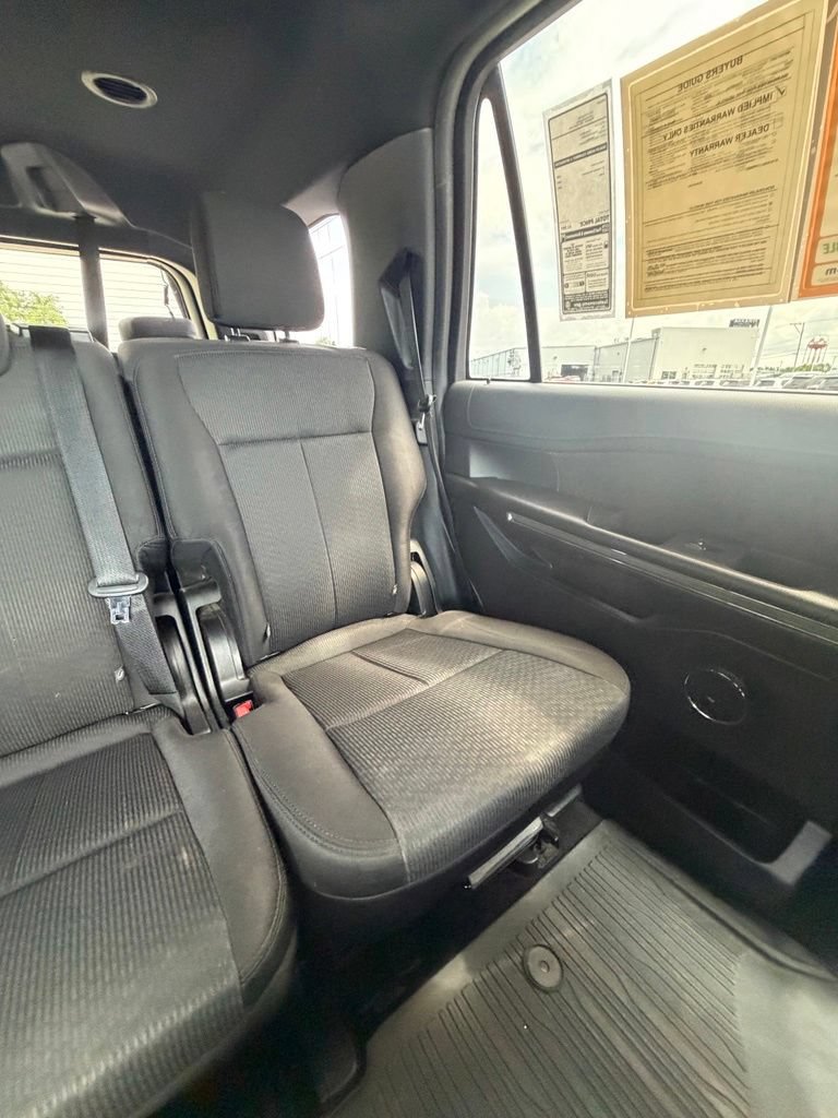 Used 2018 Ford Expedition XLT AWD/4WD image 17