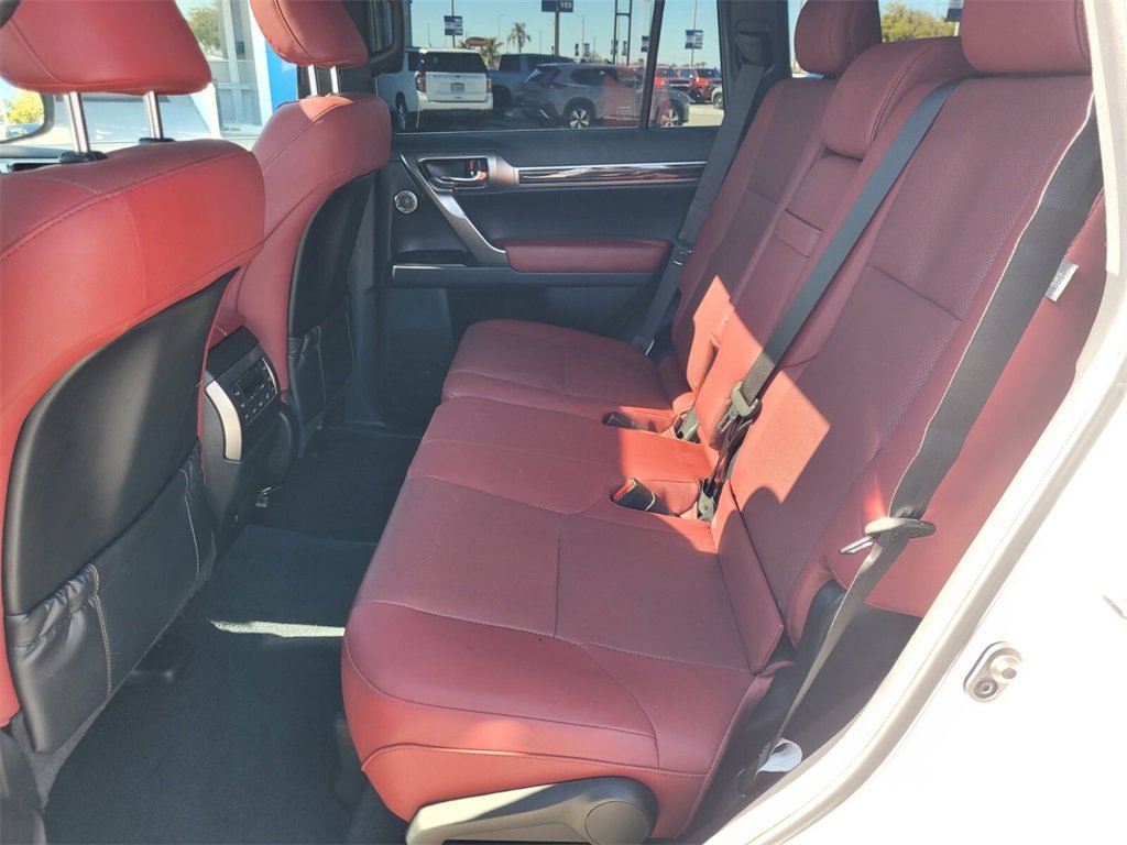 Used 2023 Lexus GX 460 Premium w/ Premium Plus Package image 7