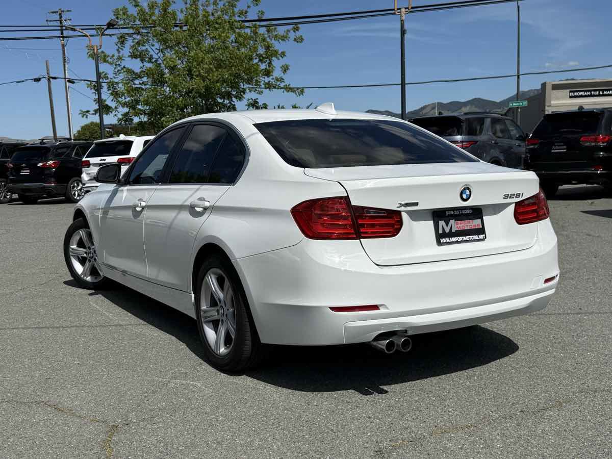 Used 2015 BMW 328i xDrive Sedan AWD/4WD image 6