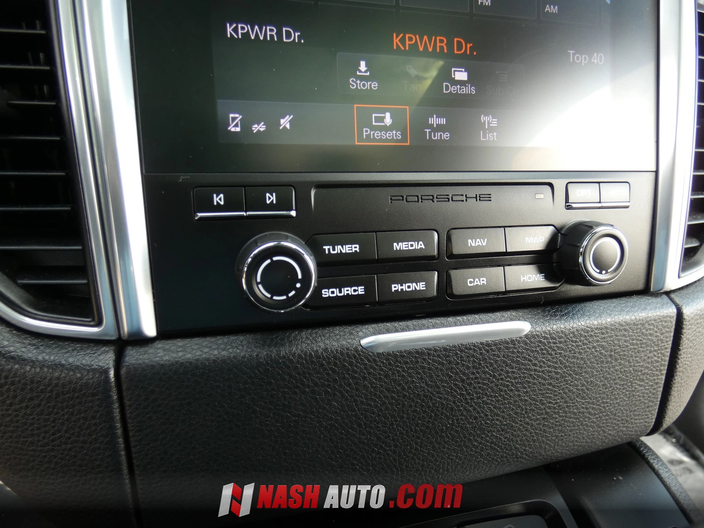 Used 2017 Porsche Macan S AWD/4WD image 50