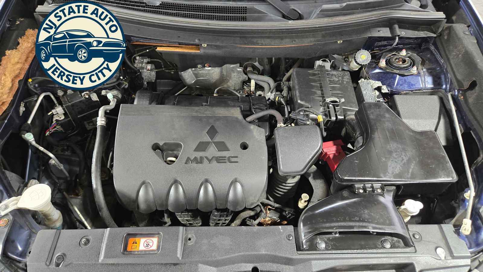 Used 2016 Mitsubishi Outlander SEL AWD/4WD image 40