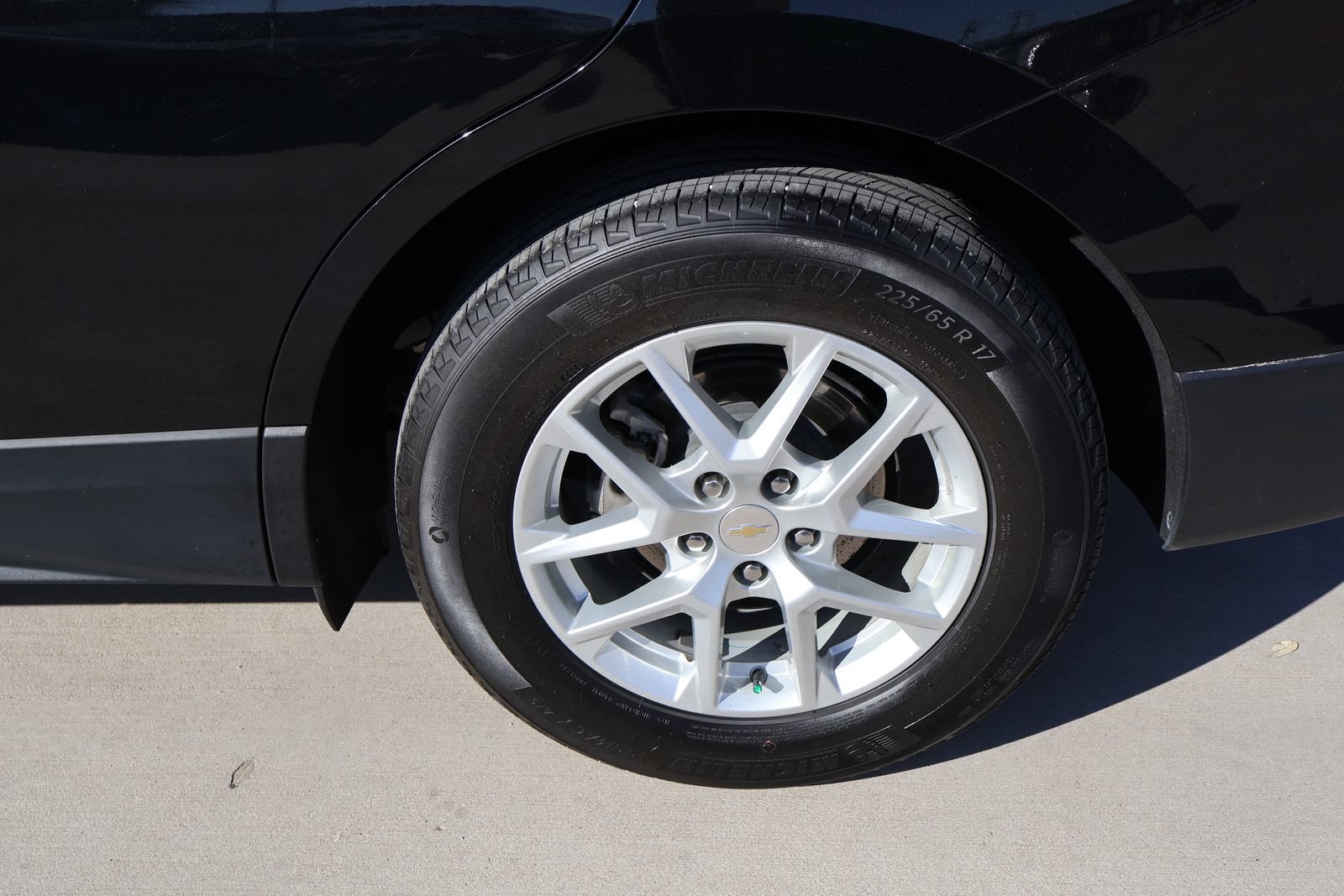 Certified 2023 Chevrolet Equinox LT FWD image 10