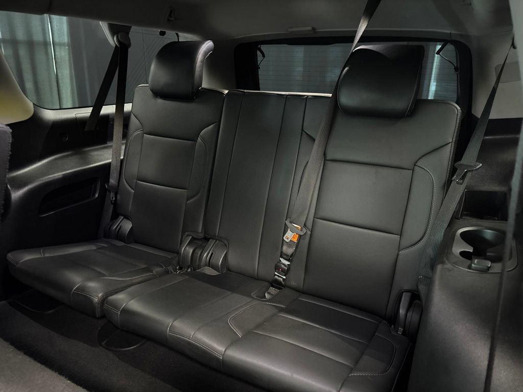 Used 2019 Chevrolet Suburban LT RWD image 29