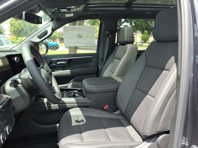 New 2026 Chevrolet Suburban Z71 w/ Comfort Package AWD/4WD image 19