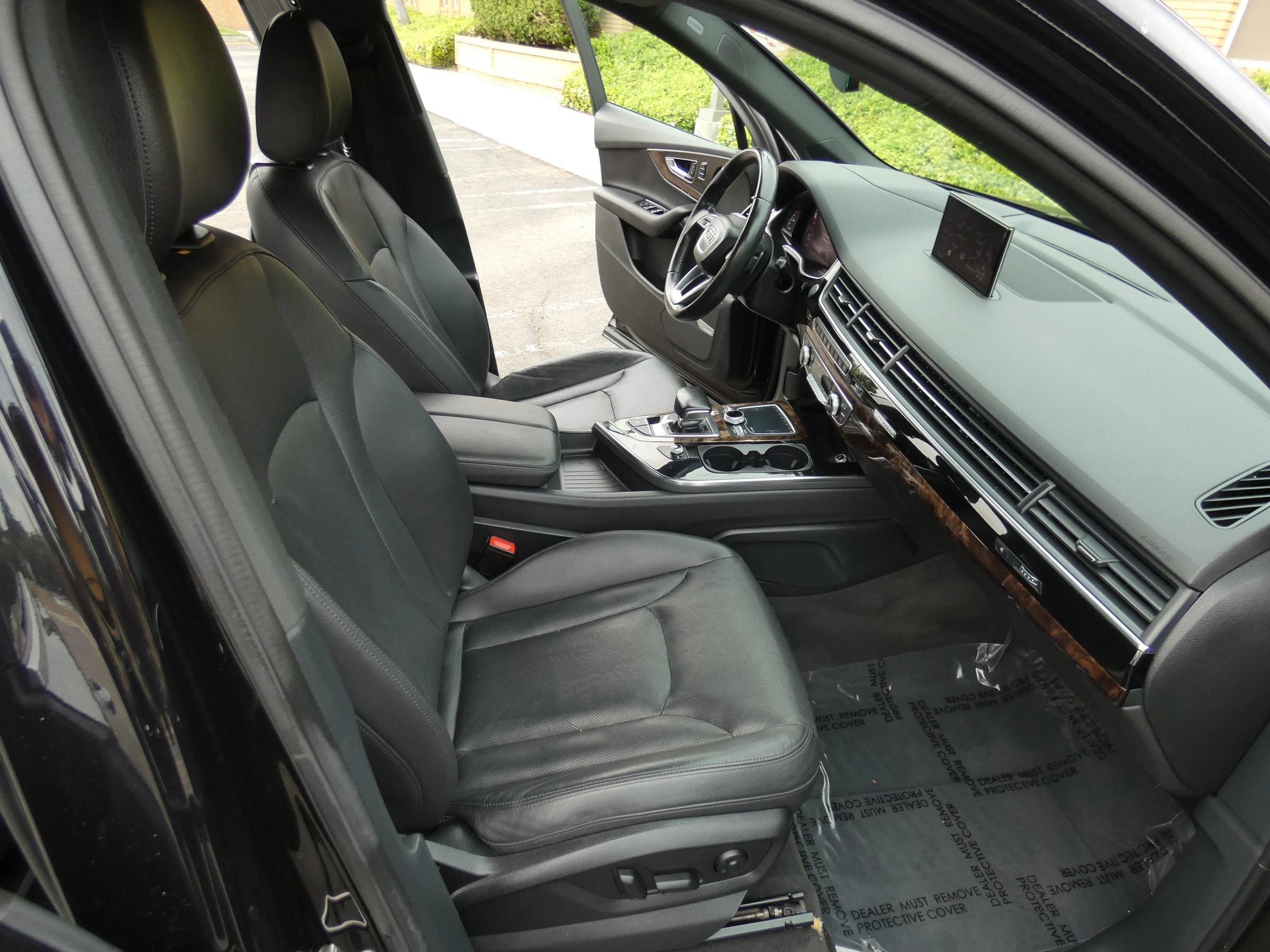 Used 2017 Audi Q7 3.0T Prestige w/ Prestige Package image 30